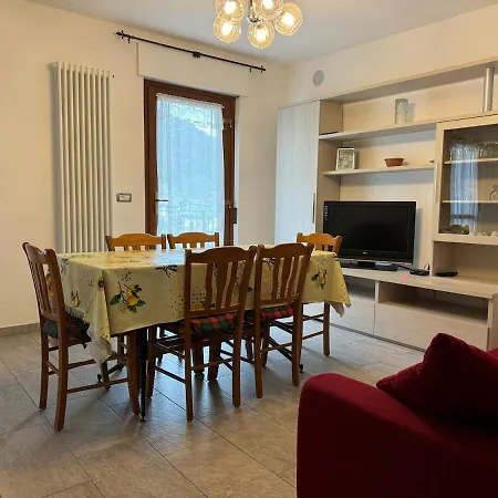 Casa Ex Bar Fiolet Apartment Gignod