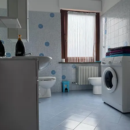 Casa Ex Bar Fiolet Apartment Gignod